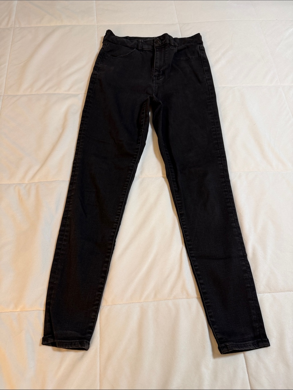 American Eagle High-Rise Black Skinny Jeans
